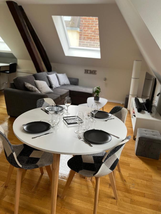 Ferienwohnung Coeur De Bouchon Troyes Exterior foto