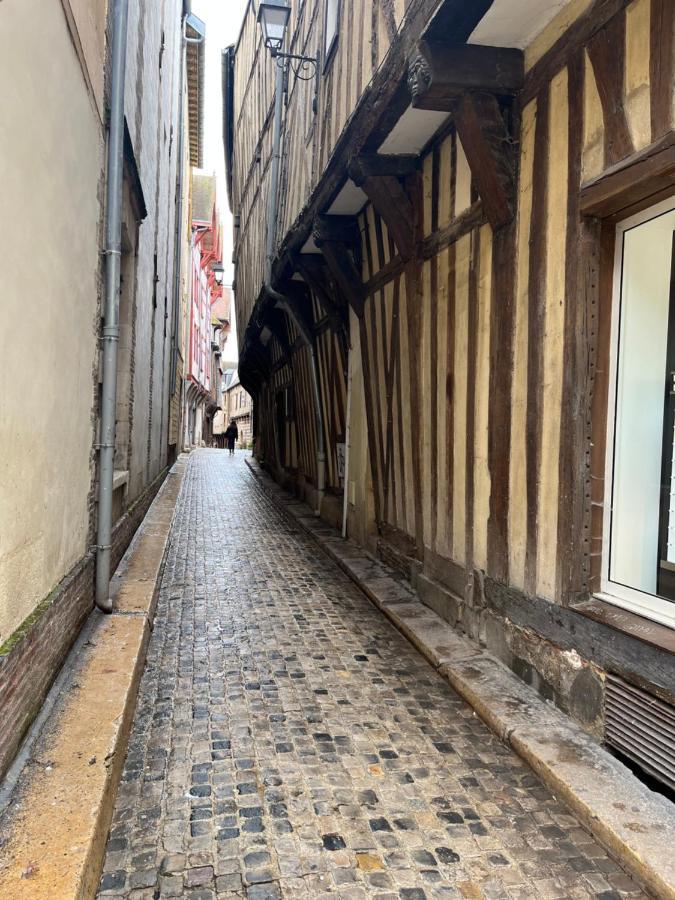 Ferienwohnung Coeur De Bouchon Troyes Exterior foto